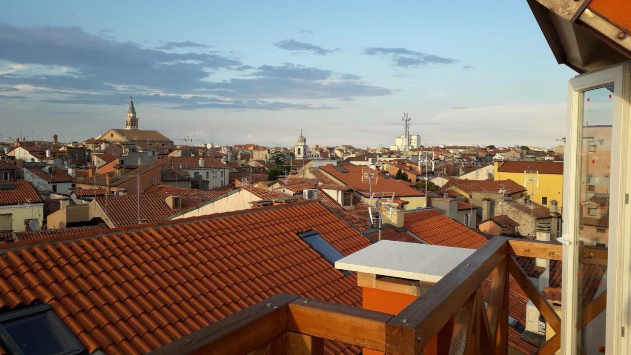 Mansarda Settimo Cielo Daire Chioggia Dış mekan fotoğraf